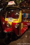 ���f���[tuk tuk�A�u����T