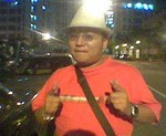�p��