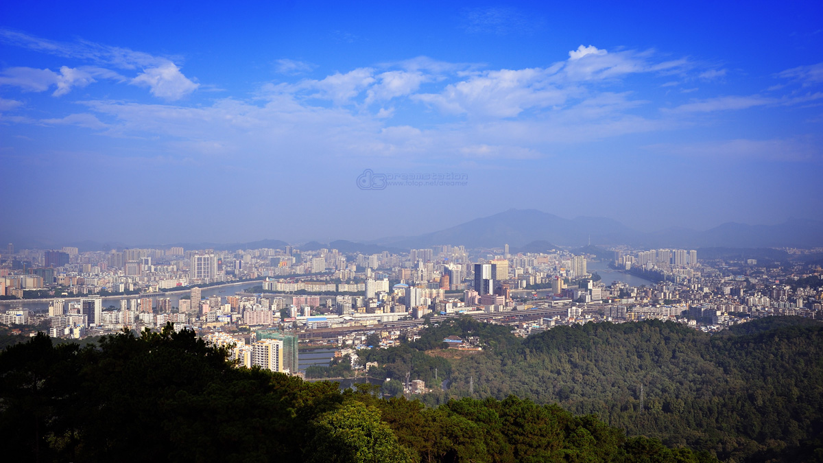 http://images2.fotop.net/albums2/dreamer/shaoguan/DSC_6184.jpg