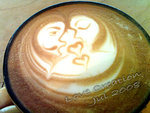kissing art