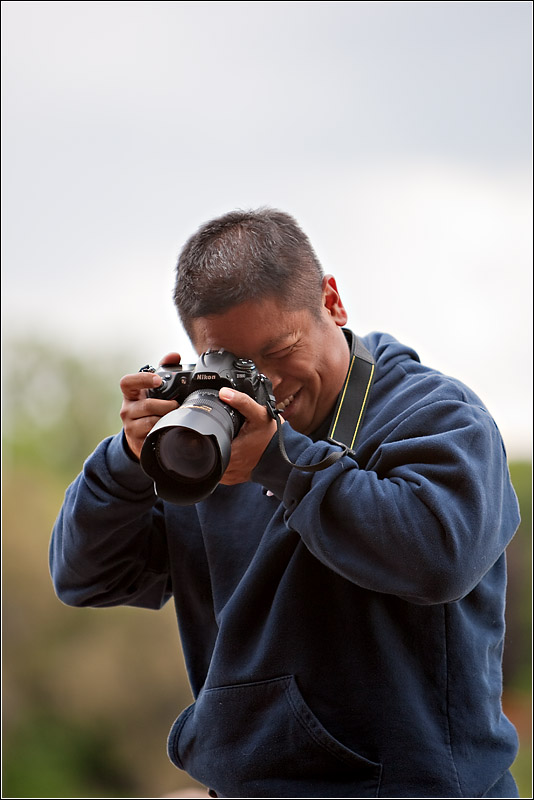 IMAGE: http://images2.fotop.net/albums2/isp/2008dragonboats/6K2J2718.jpg