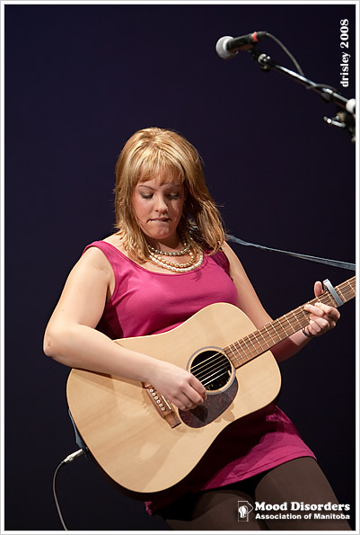 IMAGE: http://images2.fotop.net/albums2/isp/mooddisorders/1D3_4482.jpg