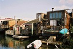 
houseboat in sausalito